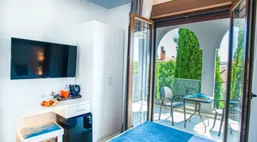 Acrotel Lily Ann Village