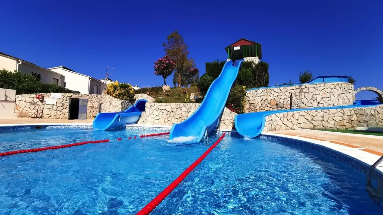 Acualandia Aparthotel and Spa