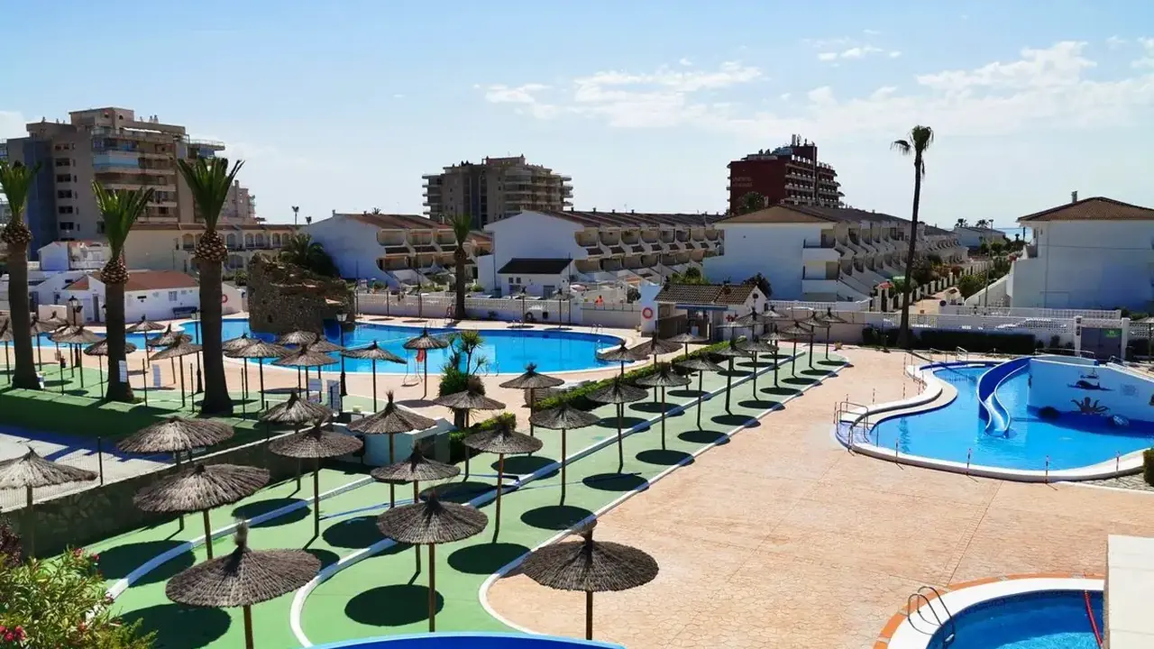 Acualandia Aparthotel and Spa