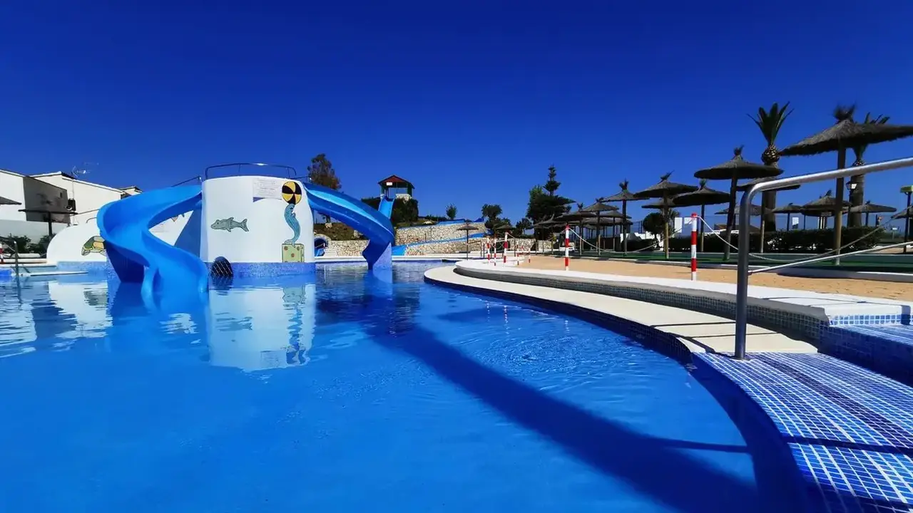 Acualandia Aparthotel and Spa