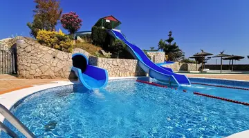 Acualandia Aparthotel and Spa