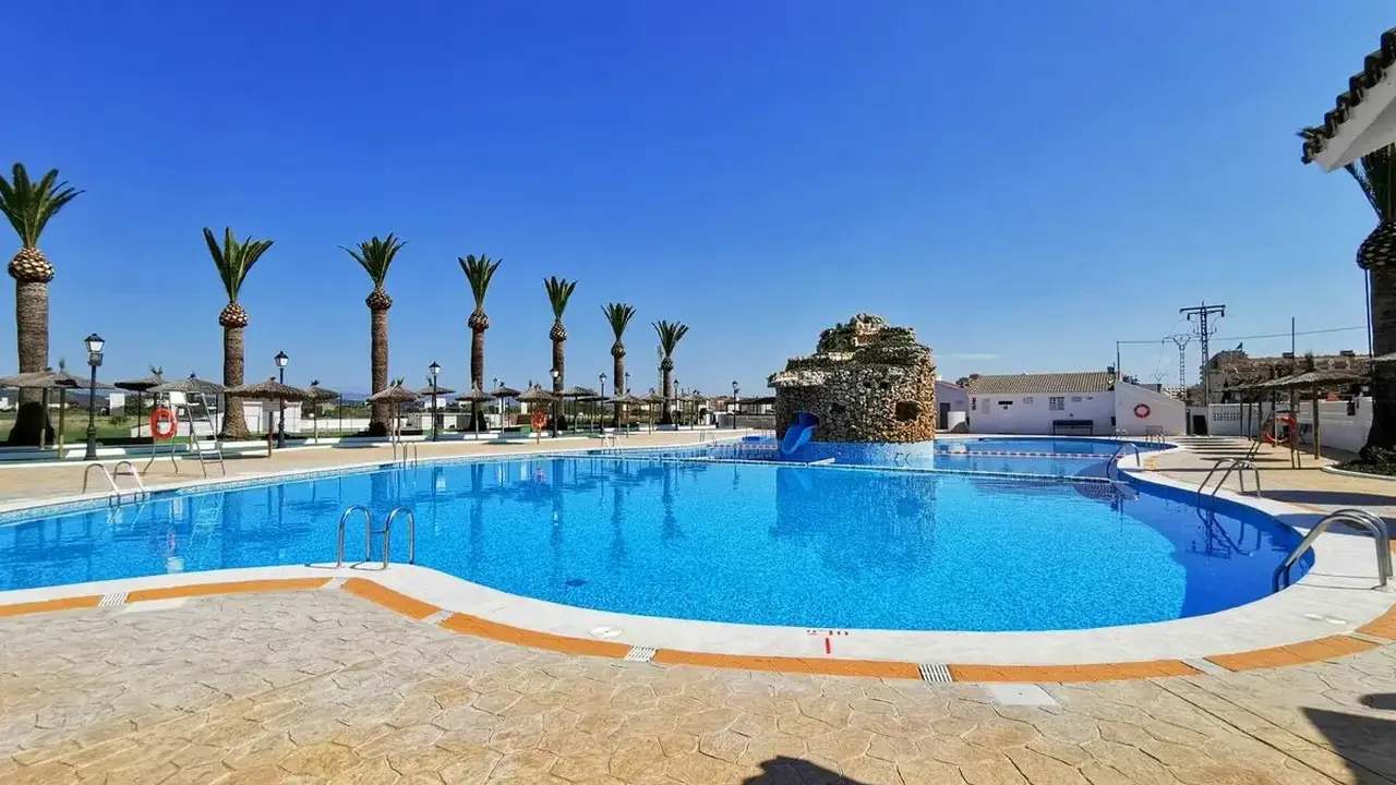 Acualandia Aparthotel and Spa
