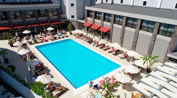 ADA JULIAN HOTEL ADULT ONLY