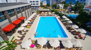ADA JULIAN HOTEL ADULT ONLY