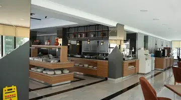 Ada Newday Resort Hotel