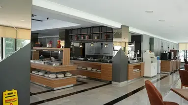 Ada Newday Resort Hotel