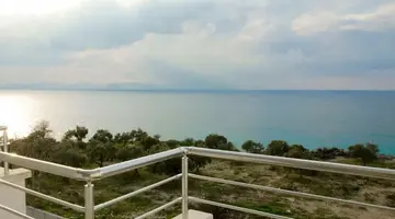 Ada Newday Resort Hotel