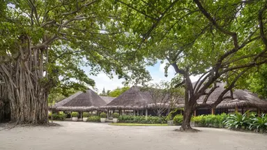 Adaaran Select Hudhuranfushi