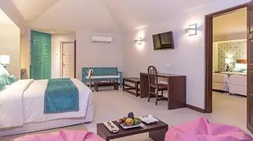 Adaaran Select Hudhuranfushi