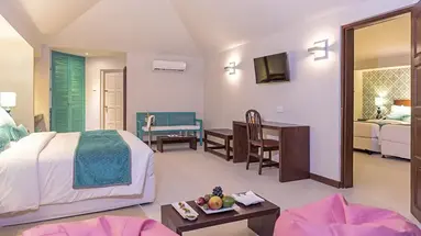 Adaaran Select Hudhuranfushi
