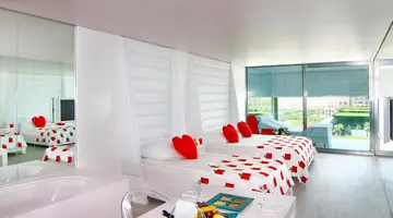 Adam & Eve Hotel