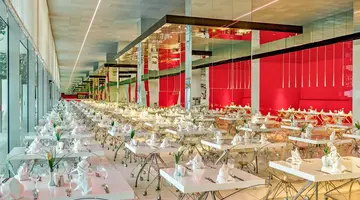 Adam & Eve Hotel
