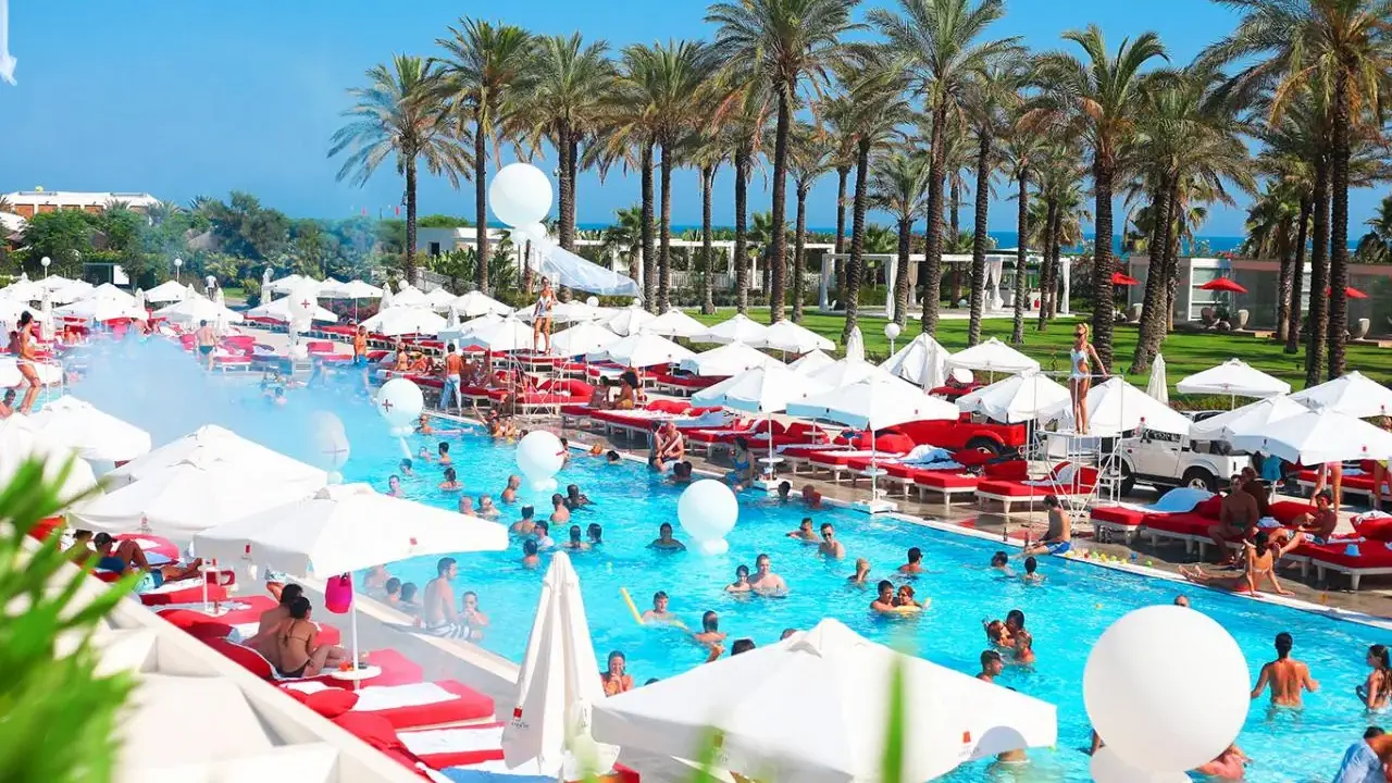 Adam & Eve Hotels
