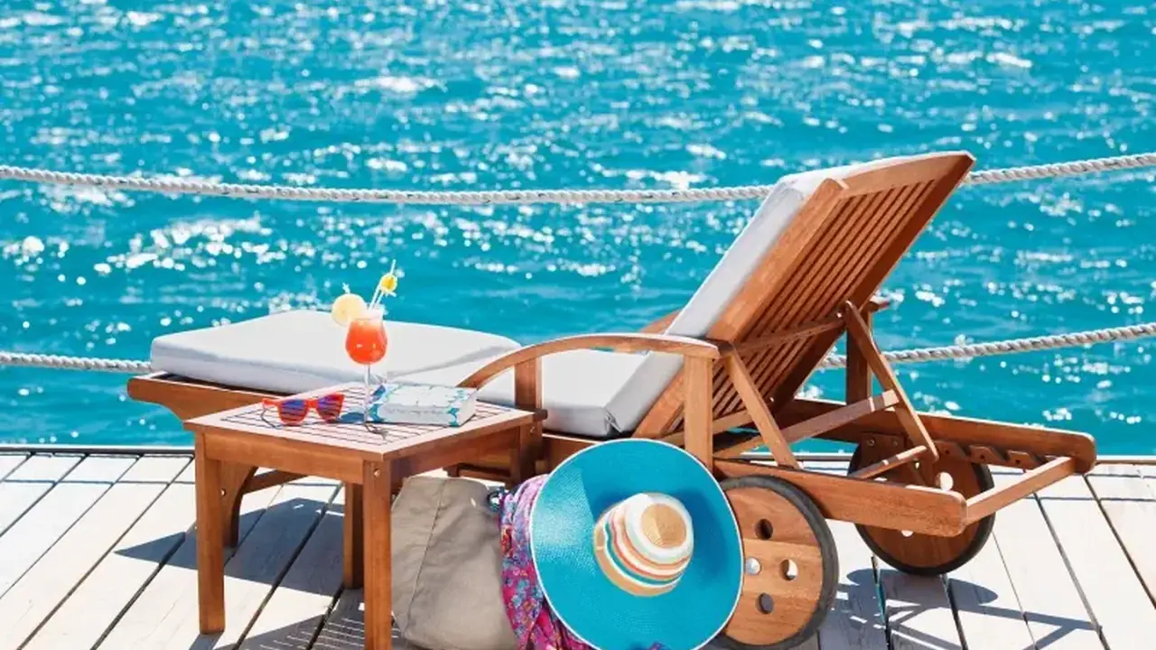 Adam & Eve Hotels