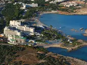 Adams Beach Hotel D
