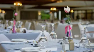 Adams Beach Hotel D