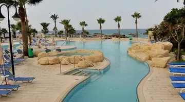 Adams Beach Hotel D