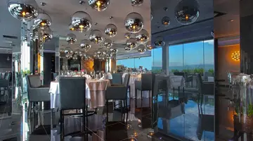 Adams Beach Hotel D
