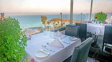 Adams Beach Hotel D