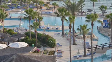 Adams Beach Hotel D