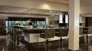 Adams Beach Hotel D