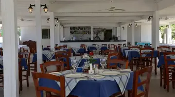 Adams Beach Hotel D