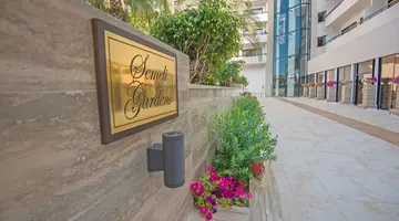 Adams Beach Hotel & Spa