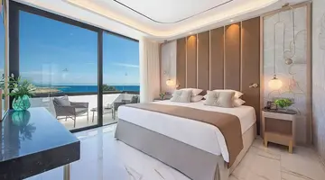 Adams Beach Hotel & Spa