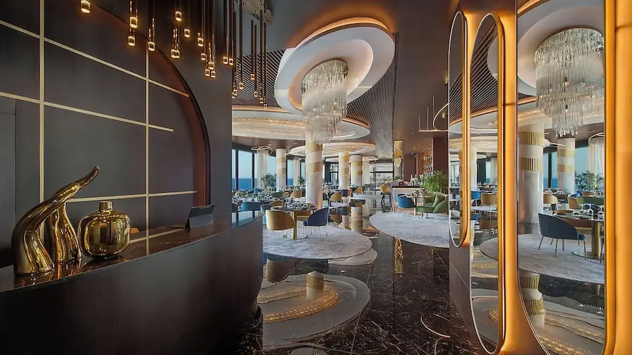 Adams Beach Hotel & Spa