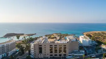 Adams Beach Hotel & Spa