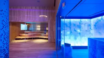 Adams Beach Hotel & Spa