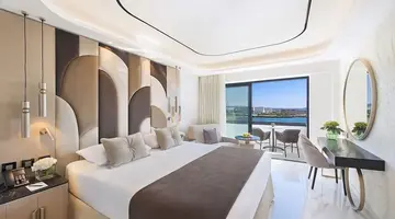 Adams Beach Hotel & Spa