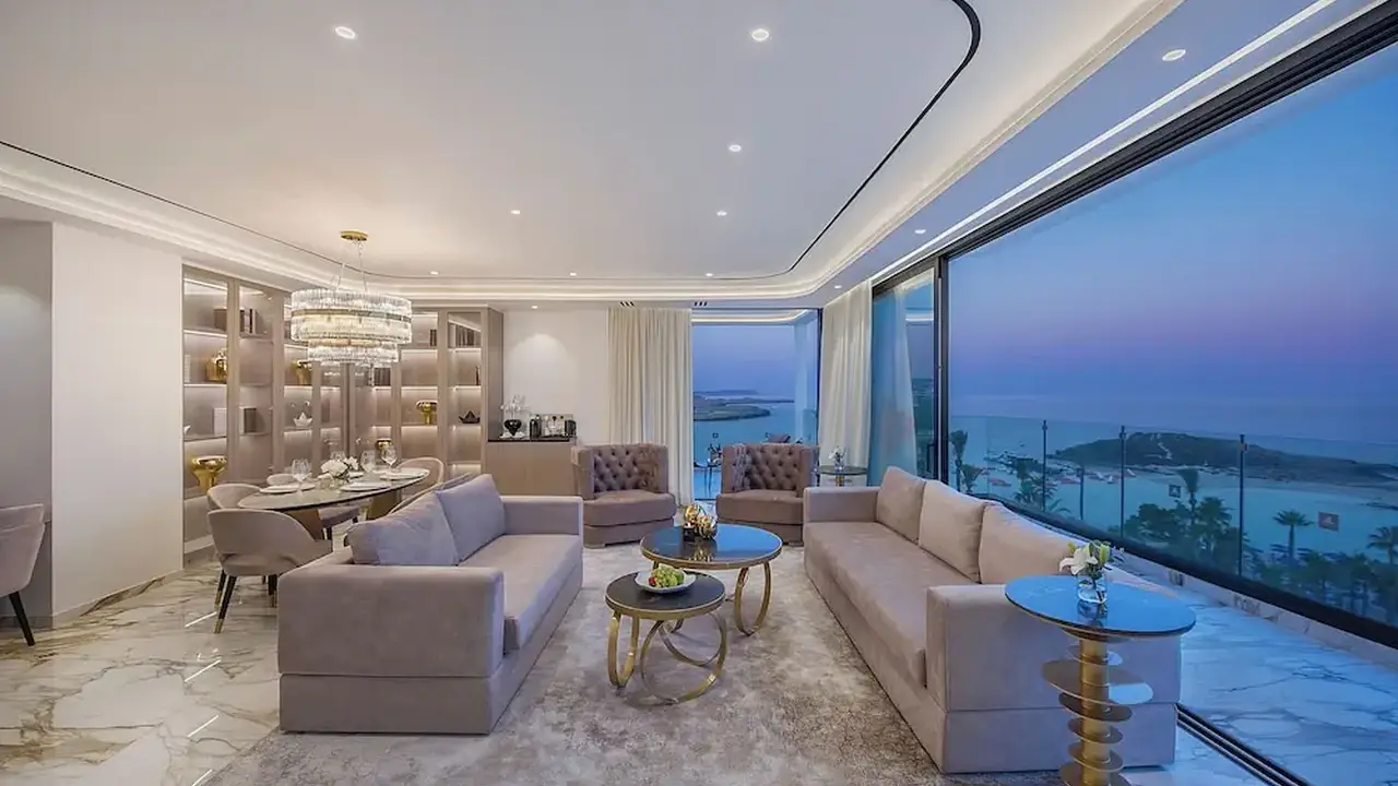 Adams Beach Hotel & Spa