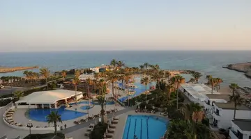 Adams Beach Hotel & Spa