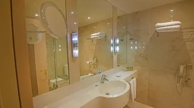Adams Beach Hotel