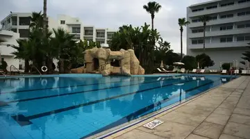 Adams Beach Hotel