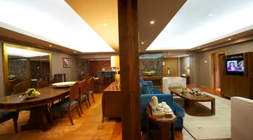 Adams Beach Hotel