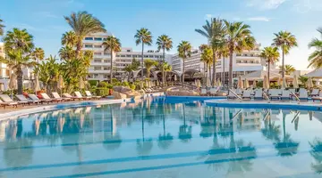 Adams Beach Hotel