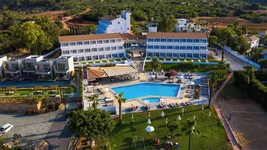 Adelais Bay Hotel