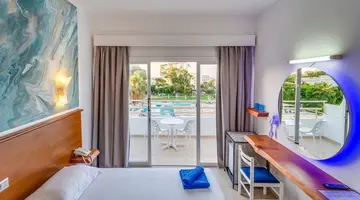 ADELAIS HOTEL