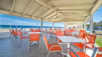 Adele Beach Hotel