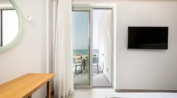 Adele Beach
