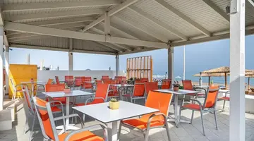 Adele Beach
