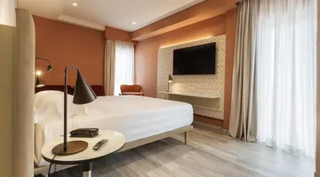 Adesso Hotel