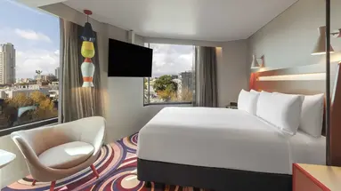 Adge Hotel & Residence