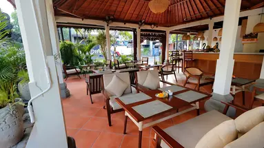 Adi Dharma Hotel Legian