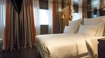 Adia Aluma Athens, Curio Collection by Hilton
