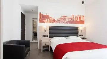 ADLON HOTEL