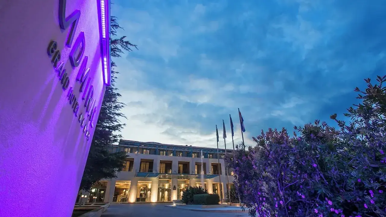 Admiral Grand Hotel