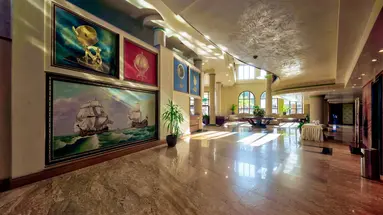 Admiral hotel